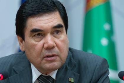 Президент Туркменистана подписал закон о внесении изменений в конституцию страны