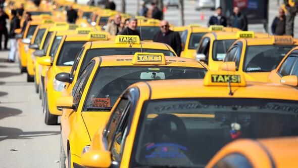 Taksilərdə vahid qiymət müəyyən edilməlidir?