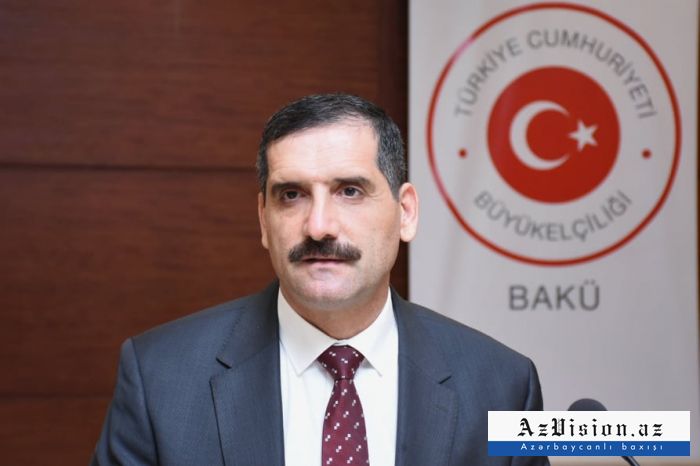 Эркан Озорал: Сотрудничество Азербайджана с Турцией в сфере борьбы с COVID-19 является образцовым