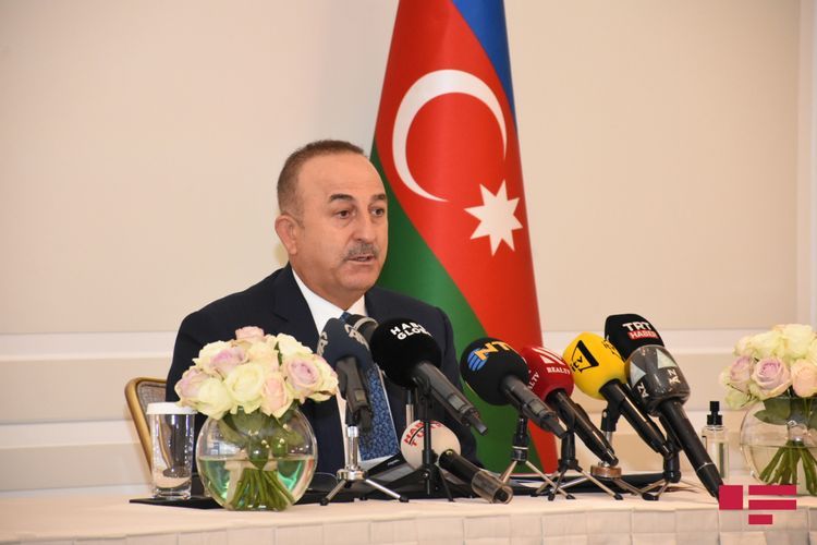 Çavuşoğlu: "İşğal edilmiş torpaqların hamısının Azərbaycana təhvil verilməsi ilə bu münaqişə həlini tapa bilər"