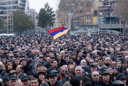 Paşinyanın Şuşa ilə bağlı dediklərinə cavab olaraq etiraz aksiyası keçirilib