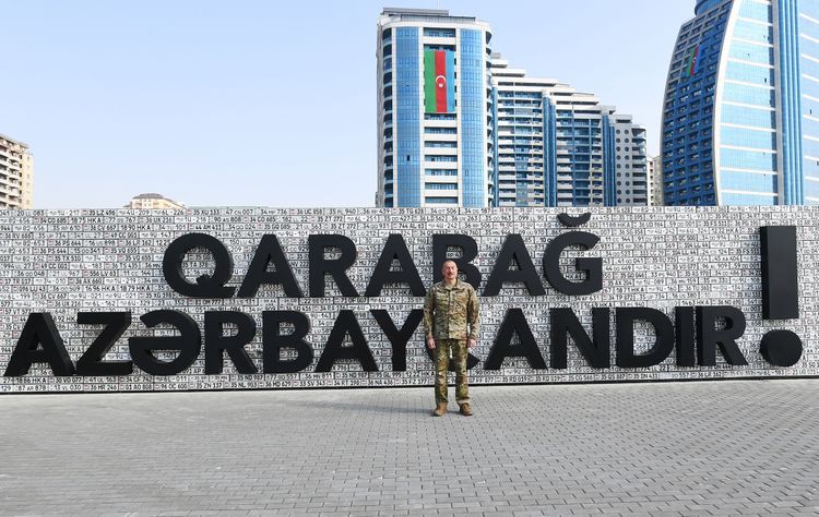 Prezident İlham Əliyev Bakıda Hərbi Qənimətlər Parkının açılışında iştirak edib