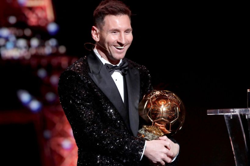 Messi 2021-ci ilin ən yaxşı futbolçusu seçildi -  7-ci dəfədir "Qızıl top"a layiq görülür