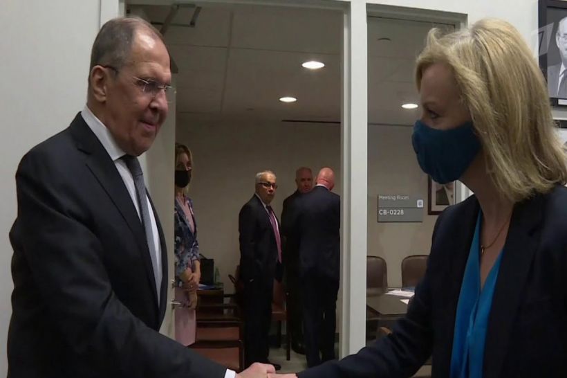 Lavrov Britaniya XİN başçısı ilə Moskvada görüşüb