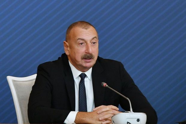 Prezident İlham Əliyevin Makrona məktubu: Azərbaycan Ermənistanla sülh müqaviləsi imzalamaq istəyindədir