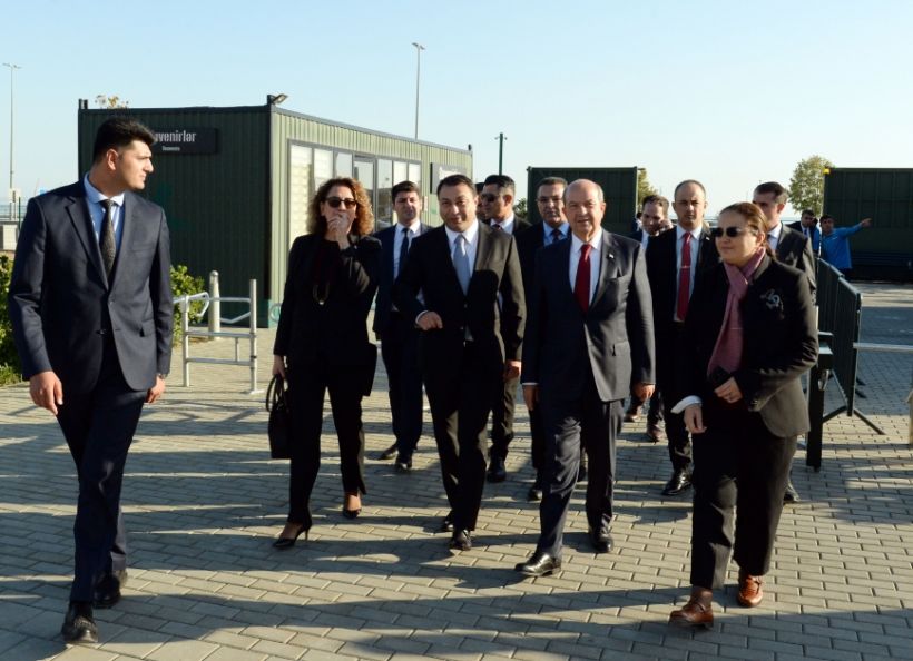 Şimali Kipr Türk Cümhuriyyətinin Prezidenti Ersin Tatar Hərbi Qənimətlər Parkını ziyarət edib