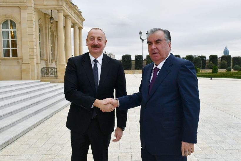 Azərbaycan Prezidenti İlham Əliyev Tacikistan Prezidenti Emoməli Rəhmon ilə görüşüb  YENİLƏNİB