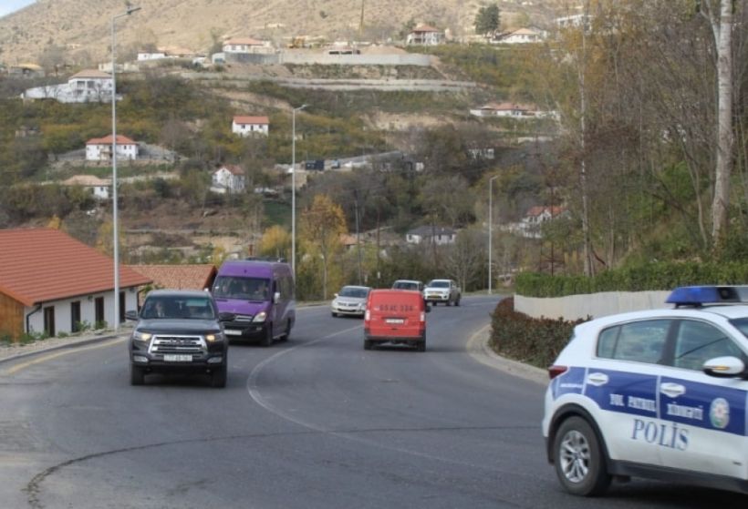 Bakıdan çıxan köç karvanı Zabux kəndinə çatıb