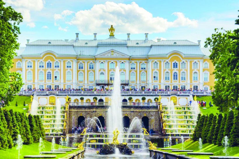 “Böyük Peterhof Sarayı”nda blits - görüş