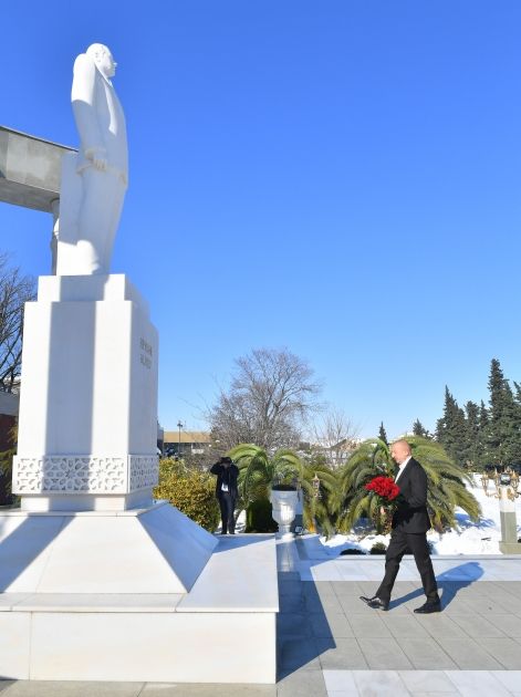 Lənkəran şəhərində Ümummilli Lider Heydər Əliyevin abidəsini ziyarət