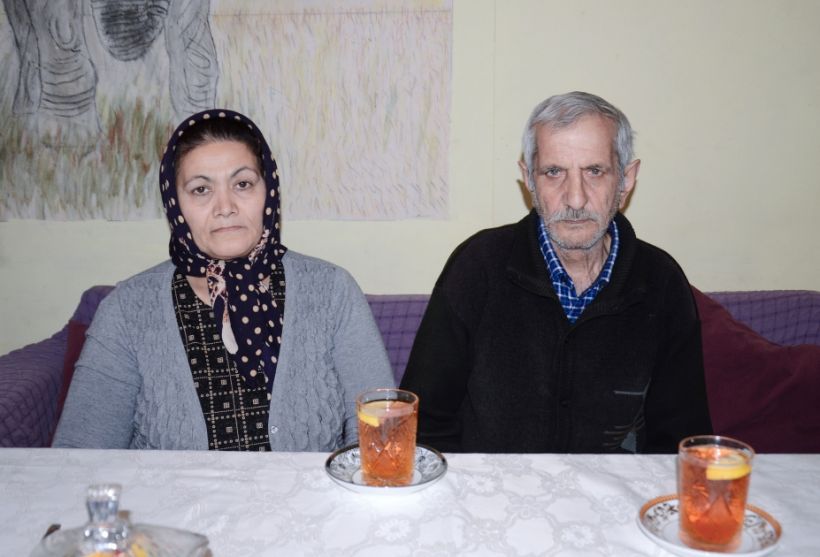 Xocalı sakini: Bağçada erməni tərbiyəçi oğlumun iki barmağını sındırmışdı