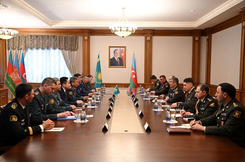 Azərbaycan ilə Qazaxıstan arasında hərbi əməkdaşlığın inkişaf perspektivləri müzakirə edilib 