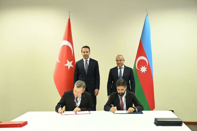 SOCAR ilə BOTAŞ arasında türkmən qazının Azərbaycandan Türkiyəyə nəqlilə bağlı müqavilə imzalanıb